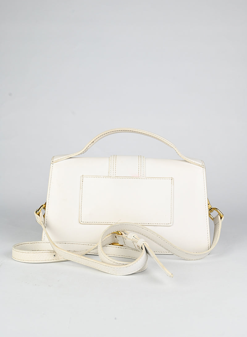 Jacquemus Borsa Le Grand Bambino in pelle bianca