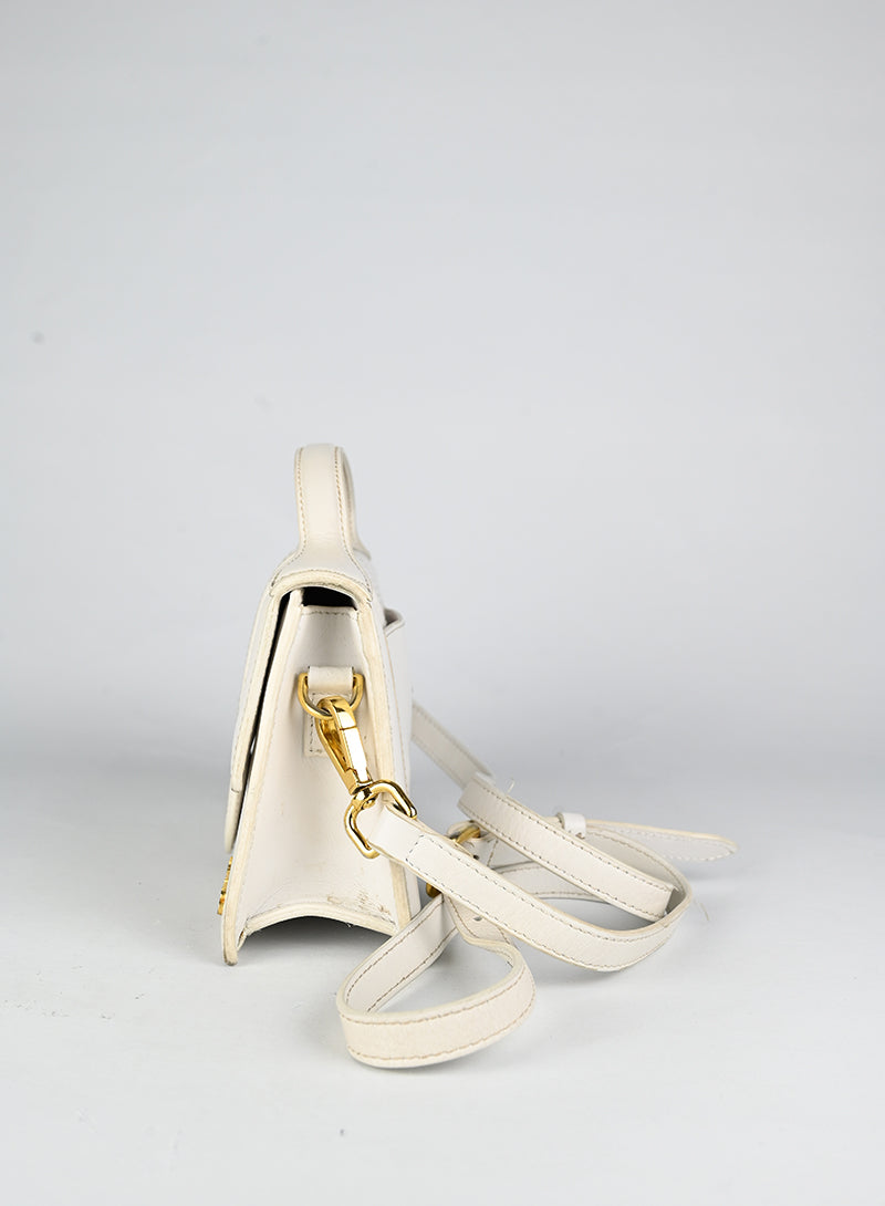 Jacquemus Borsa Le Grand Bambino in pelle bianca