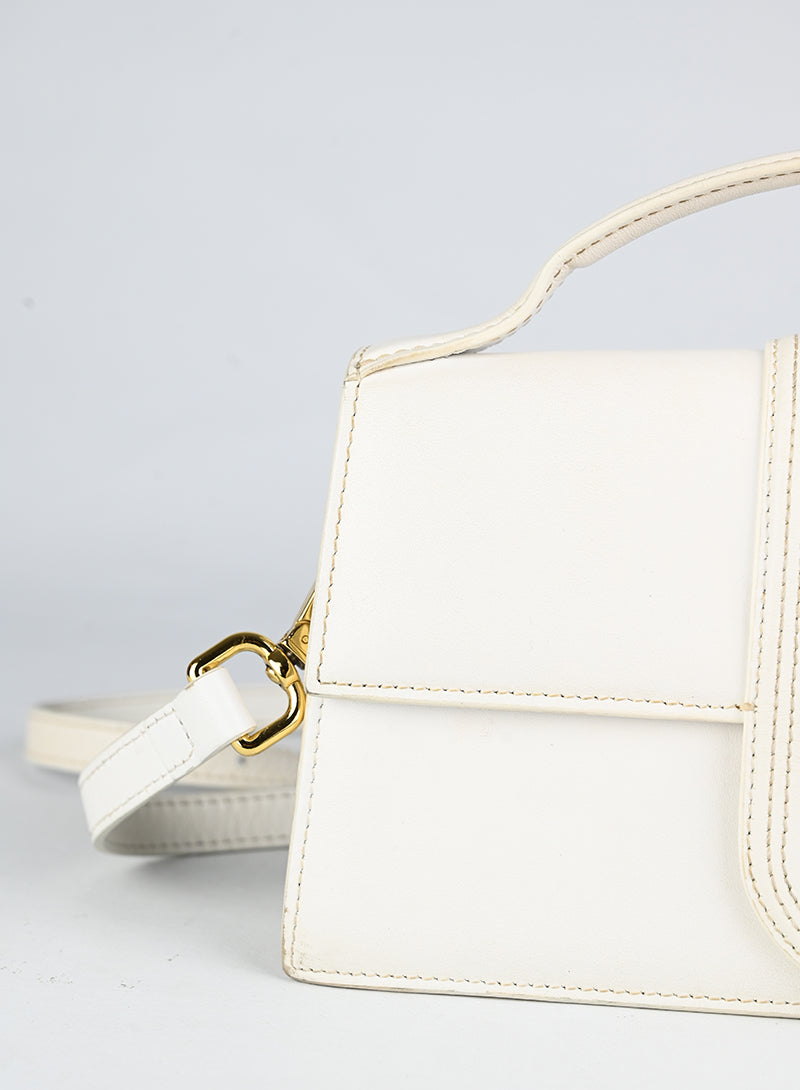 Jacquemus Borsa Le Grand Bambino in pelle bianca
