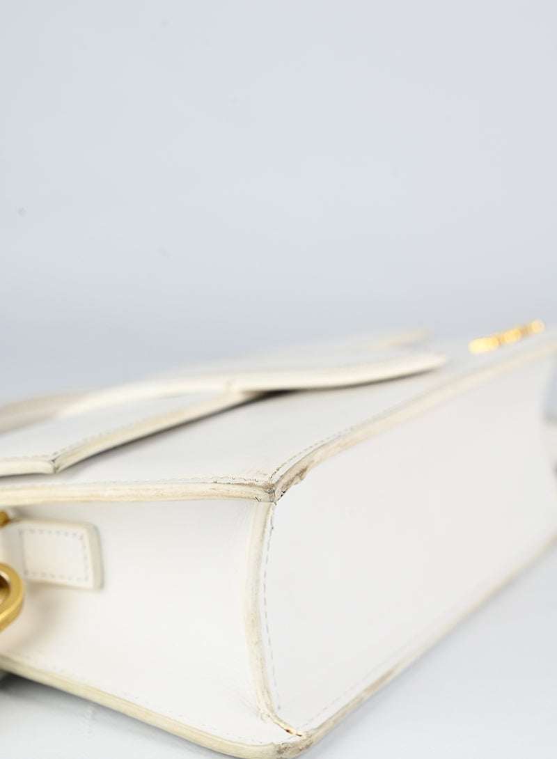 Jacquemus Borsa Le Grand Bambino in pelle bianca