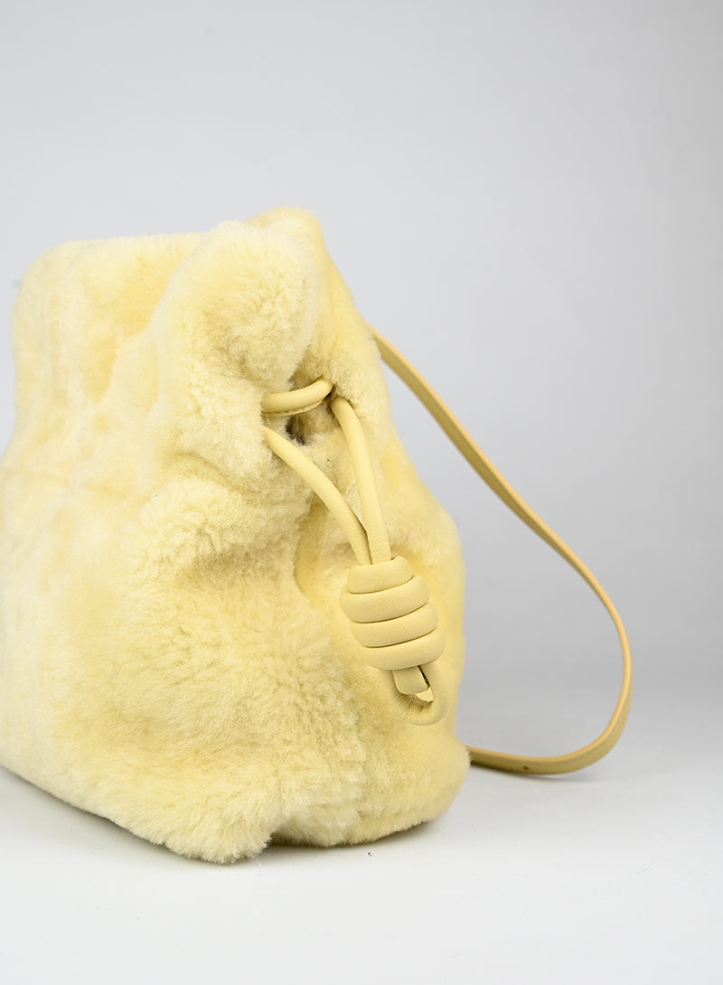 Loewe Borsa Flamenco in montone giallo -  lesleyluxuryvintage