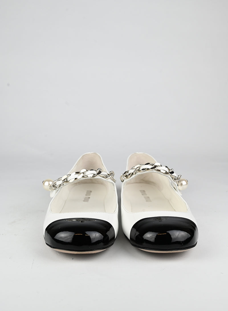 Miu Miu Ballerine in vernice bianche - N. 39