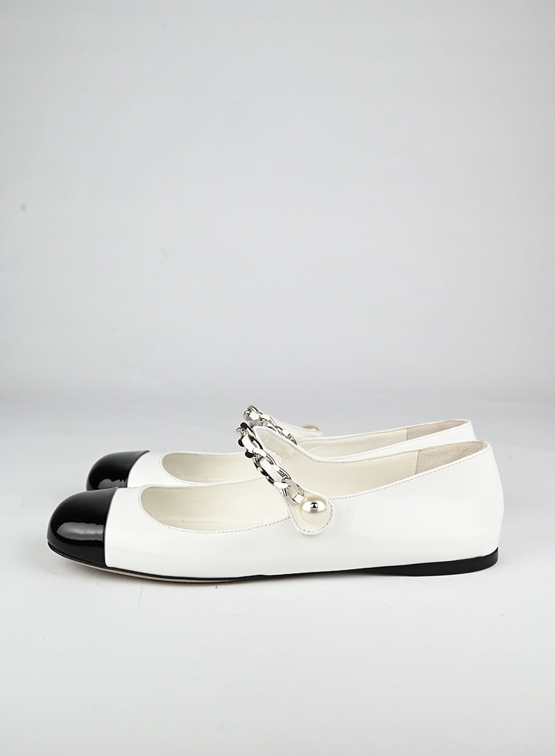 Miu Miu Ballerine in vernice bianche - N. 39