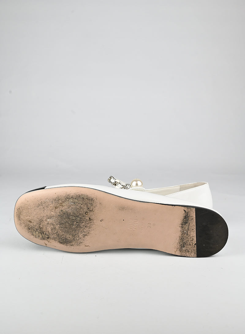 Miu Miu Ballerine in vernice bianche - N. 39