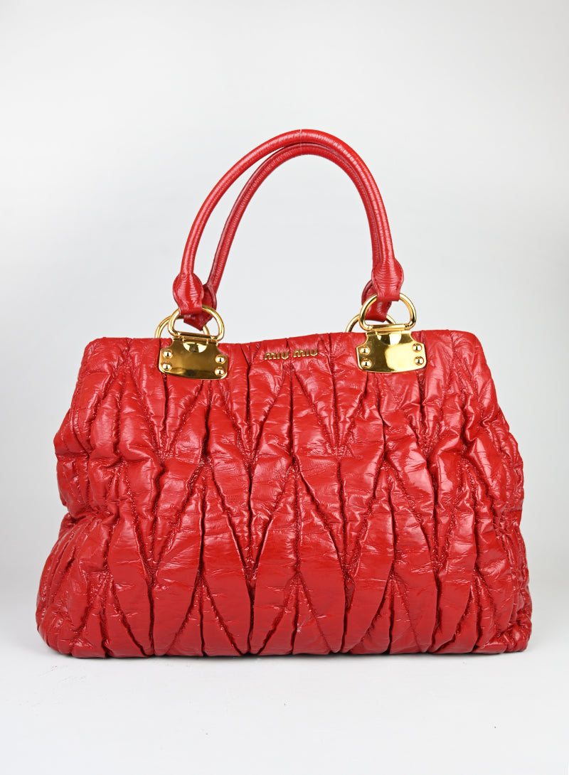 Miu Miu Shopper in vernice rossa