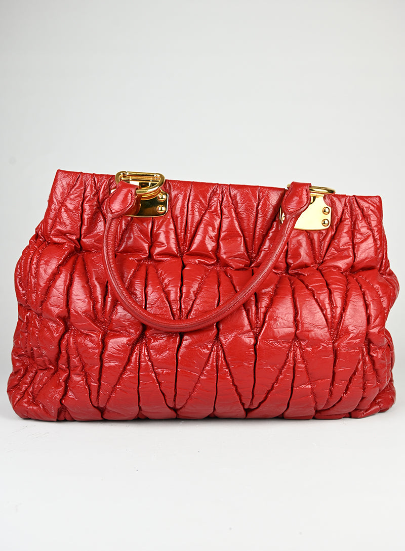 Miu Miu Shopper in vernice rossa