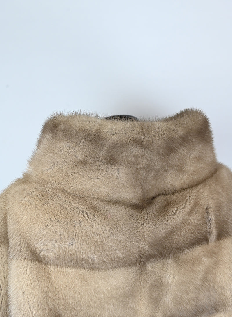 Pelliccia corta in visone beige - Tg. 42