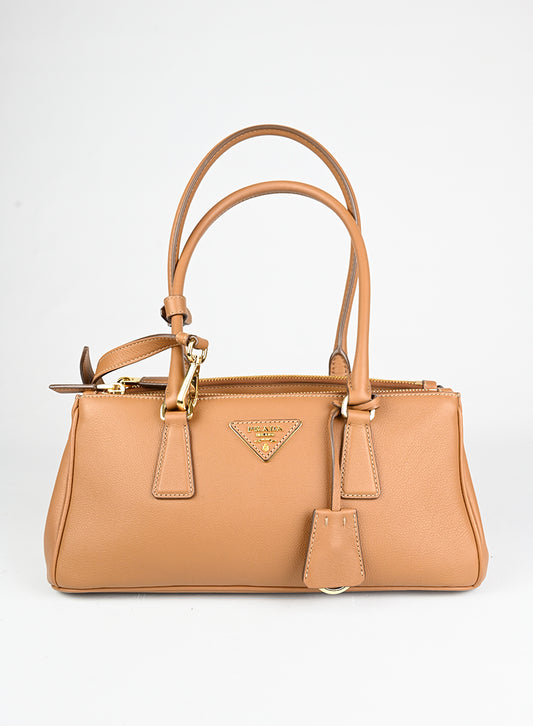 Prada Borsa Galleria Medium in pelle caramello