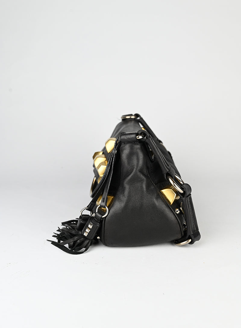 Prada Borsa in pelle nera con borchie