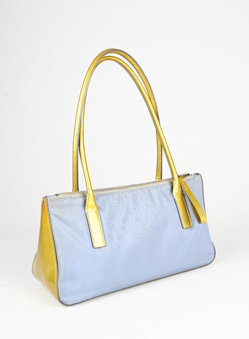 Prada Borsa in Re-nylon azzurra e oro