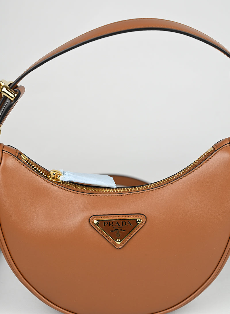 Prada Borsa Arquè in pelle marrone