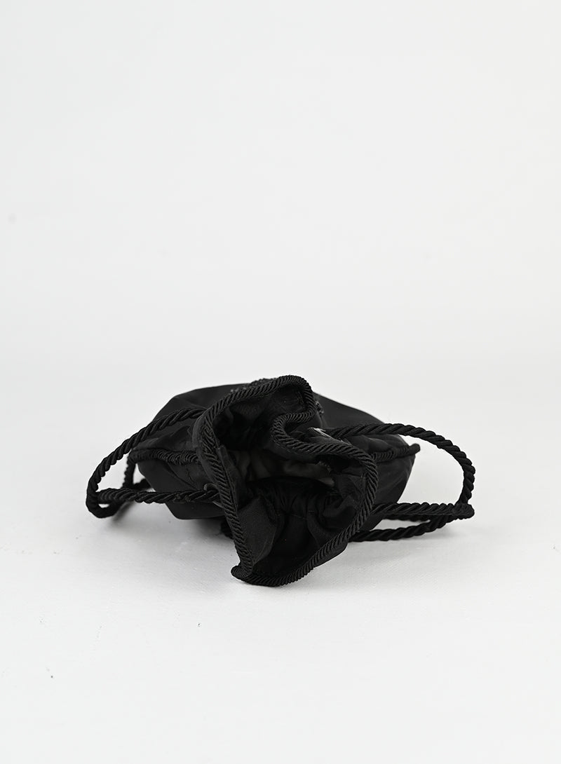 Prada Pouch in Re-nylon nera -  lesleyluxuryvintage