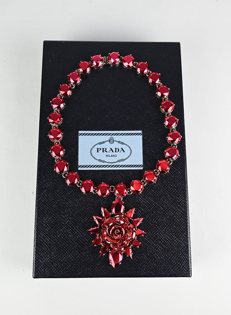 Prada Collana con fiore maxi strass