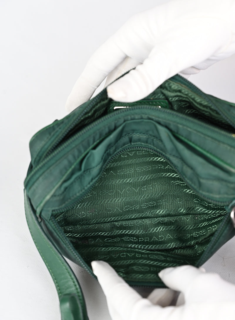 Prada Marsupio in Re-nylon verde