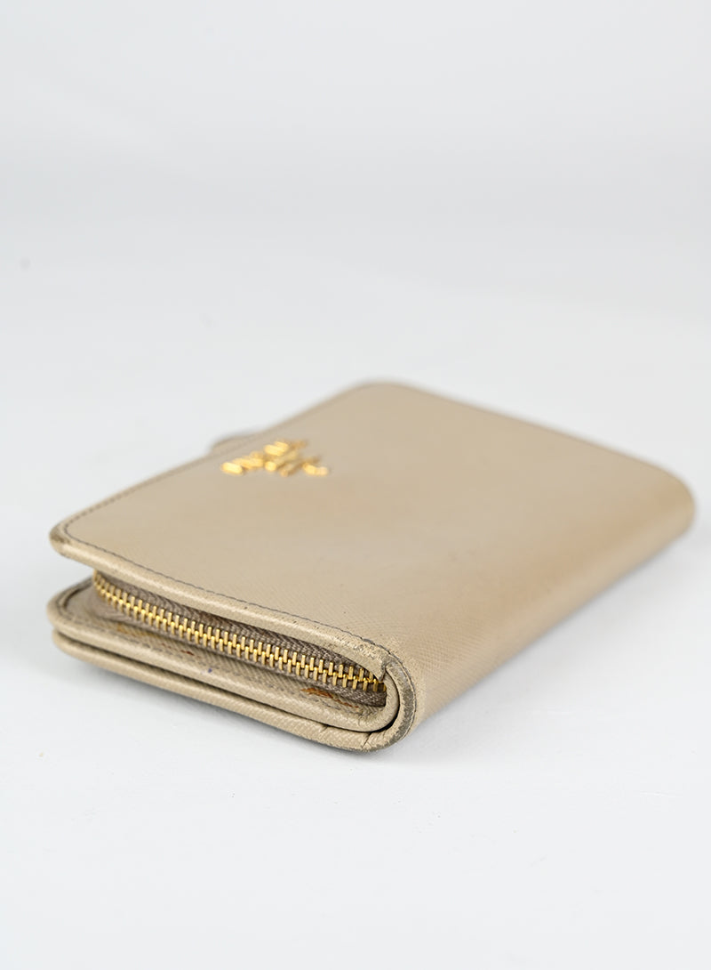 Prada Portafogli in pelle Saffiano beige