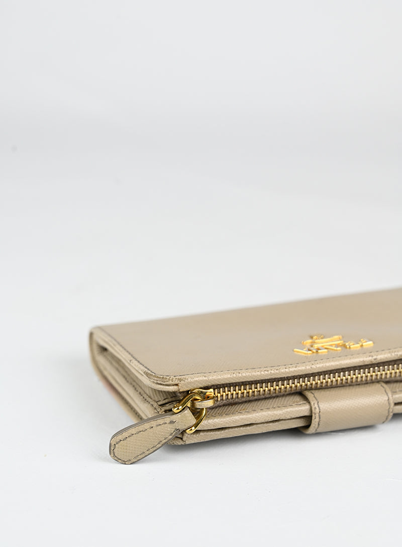Prada Portafogli in pelle Saffiano beige
