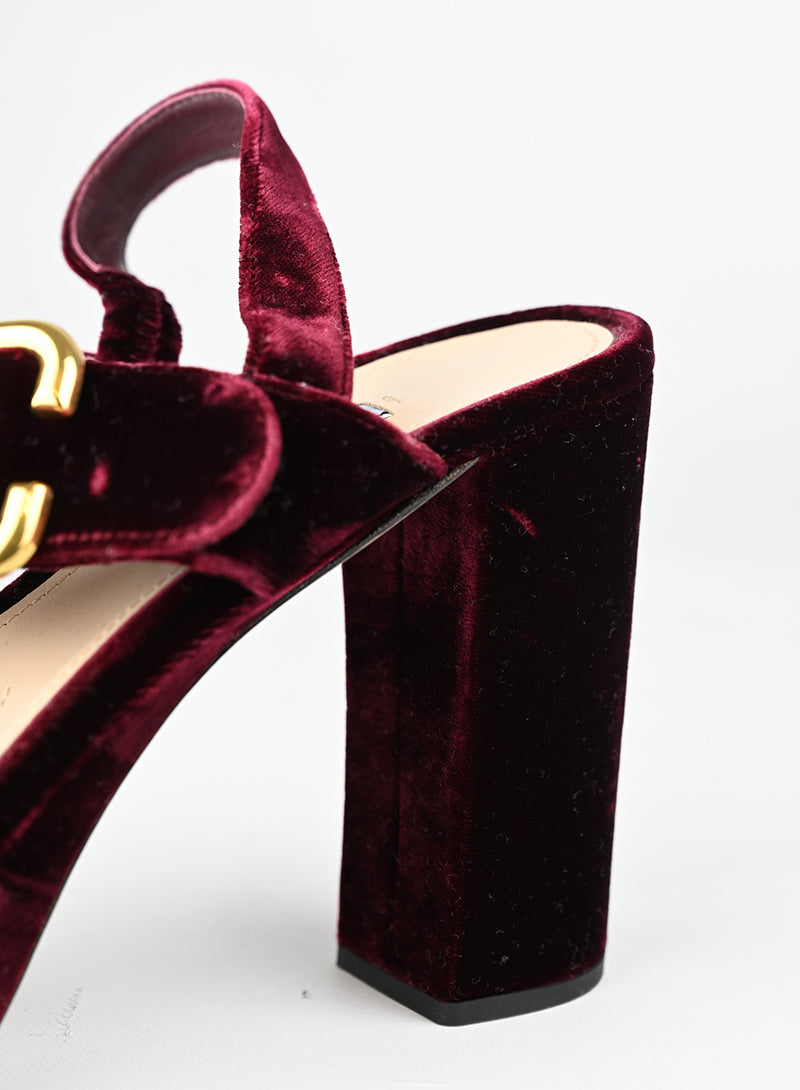 Prada Sandali in velluto bordeaux - N. 39