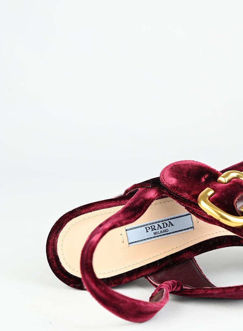 Prada Sandali in velluto bordeaux - N. 39