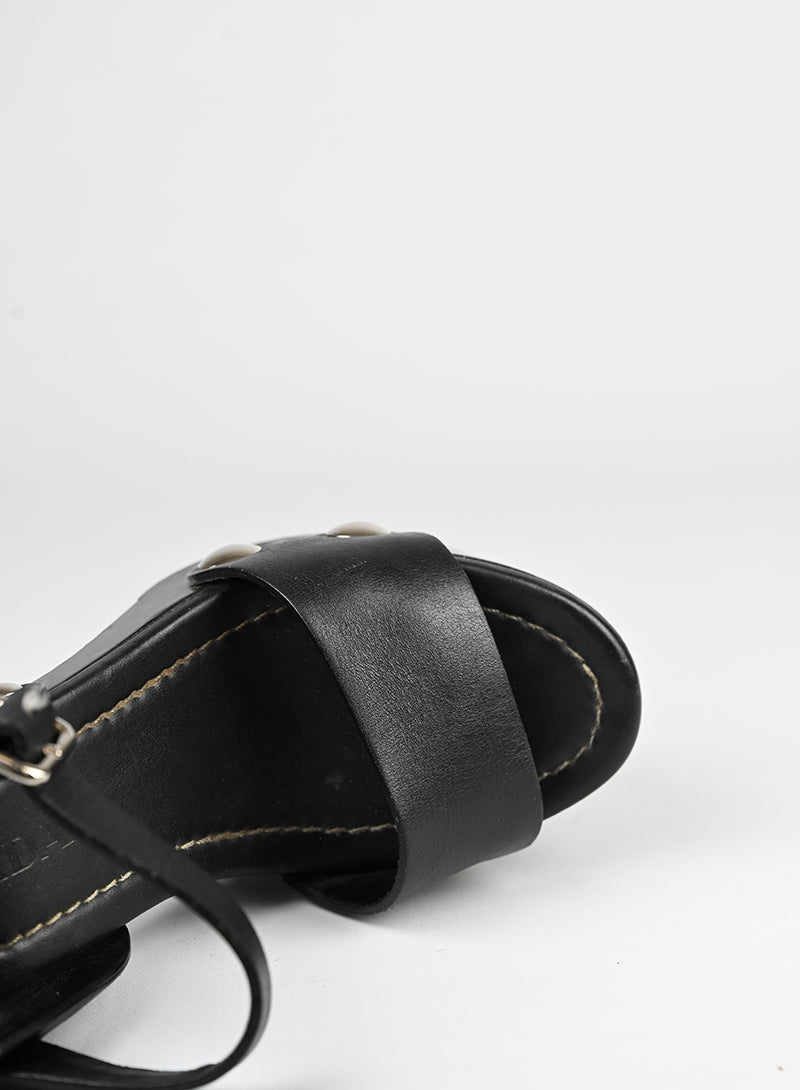 Prada Sandali in pelle nera - N. 36 -  lesleyluxuryvintage