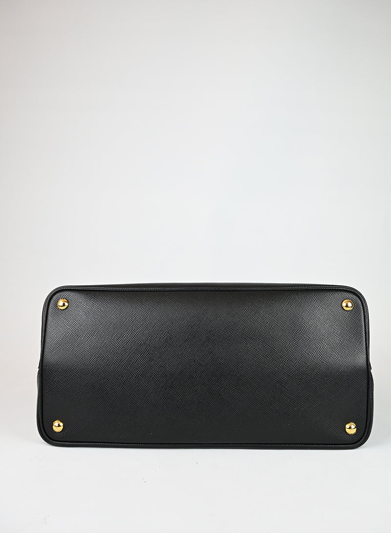 Prada Shopper in pelle Saffiano nera