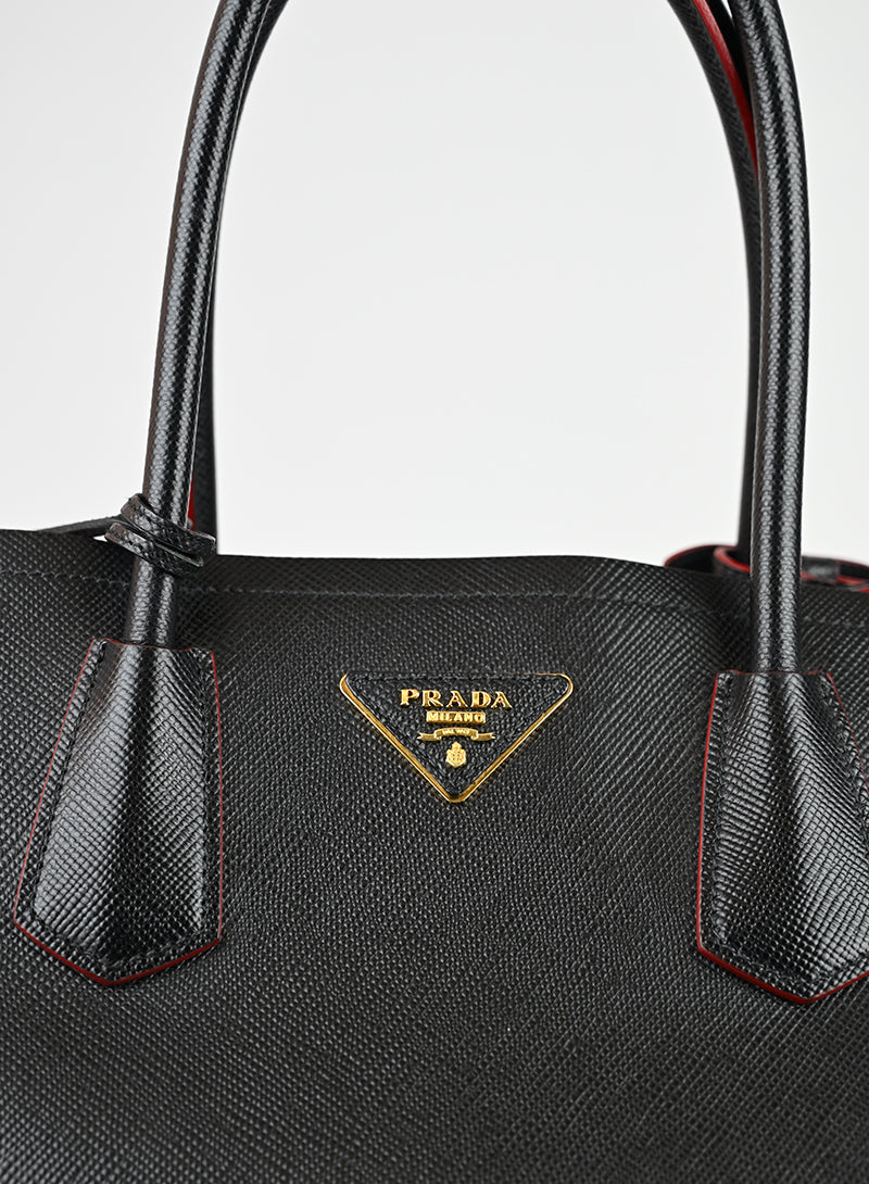 Prada Shopper in pelle Saffiano nera