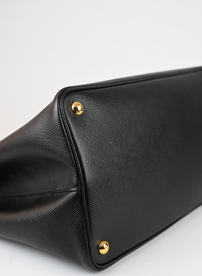 Prada Shopper in pelle Saffiano nera