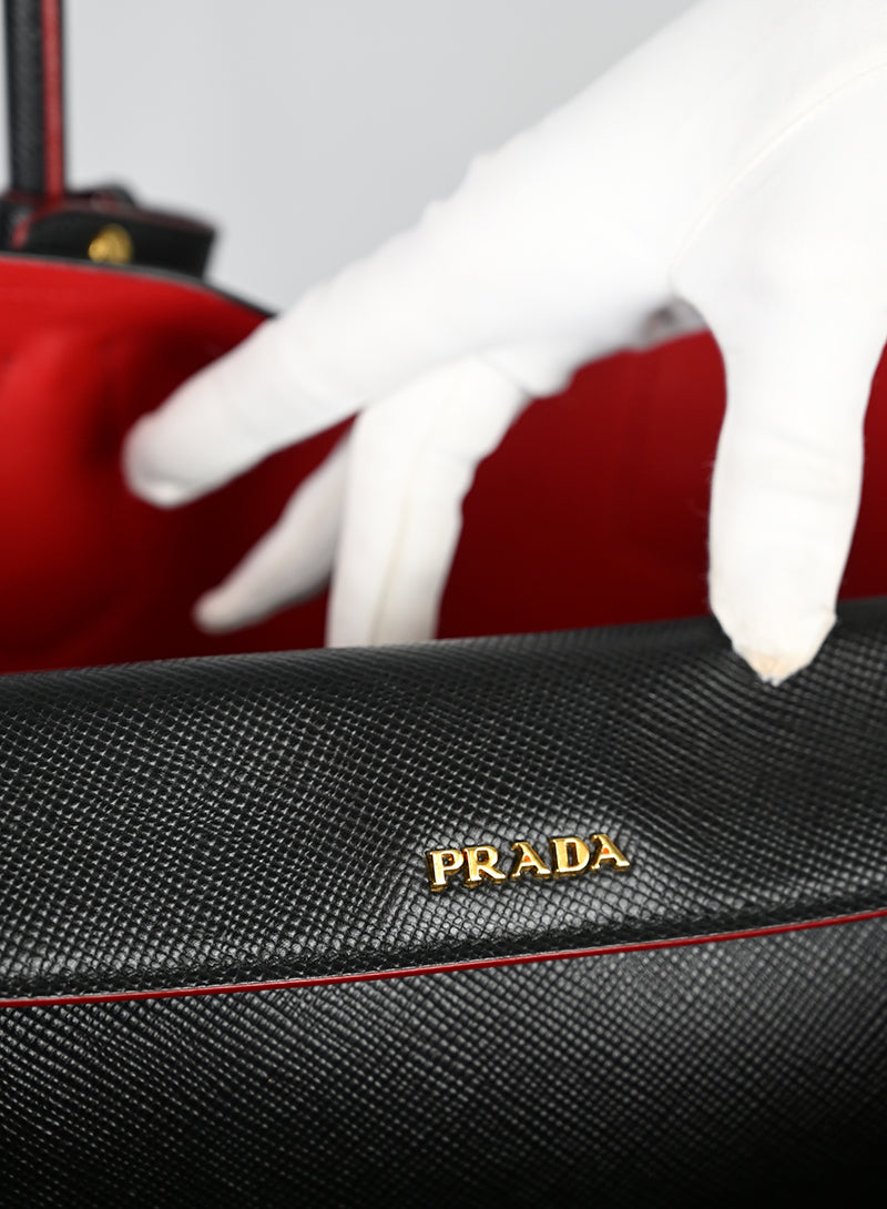 Prada Shopper in pelle Saffiano nera