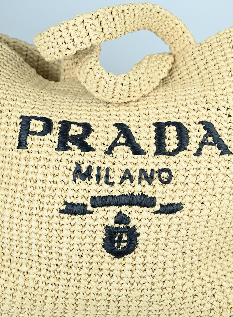 Prada Shopper in rafia crochet