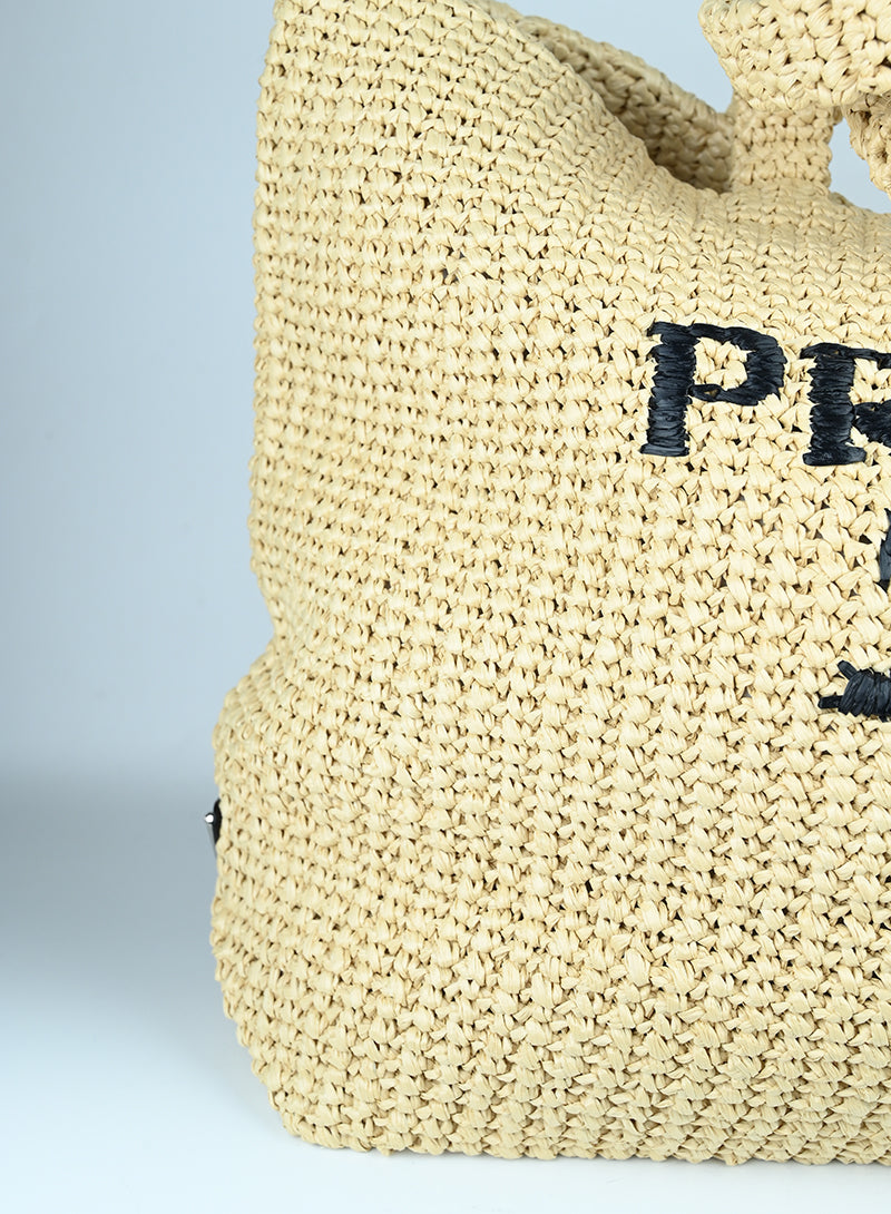 Prada Shopper in rafia crochet