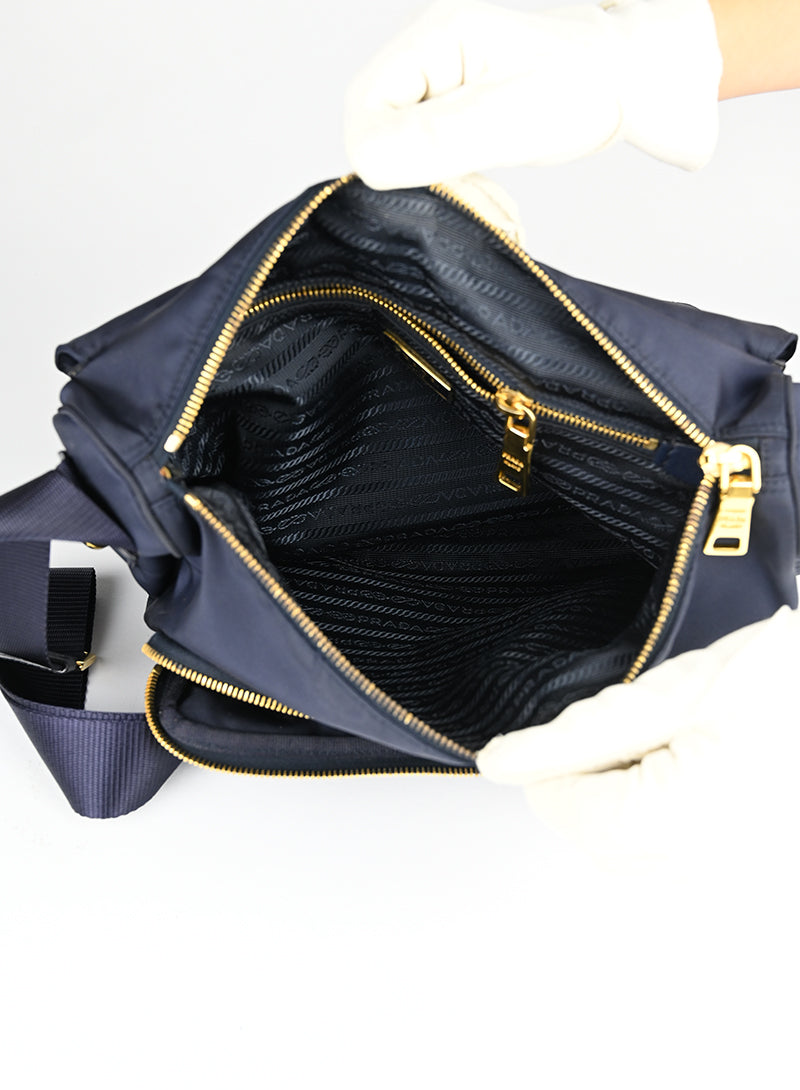 Prada Borsa in Re-Nylon blu