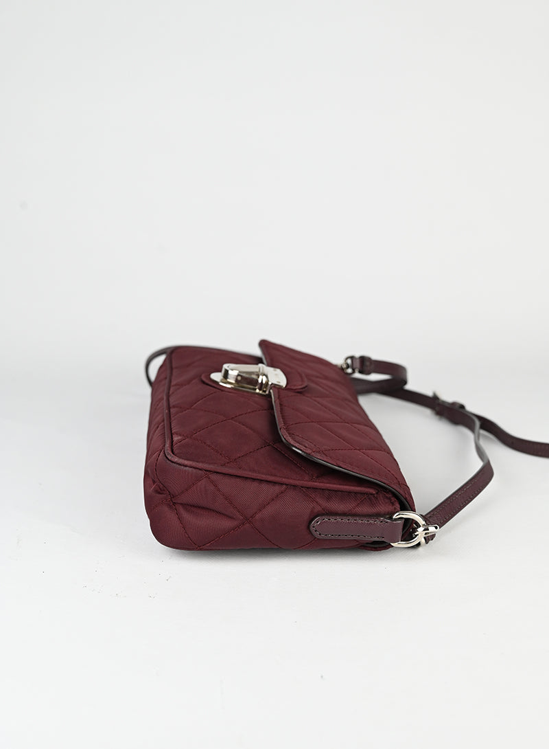 Prada Borsa in Re-nylon bordeaux