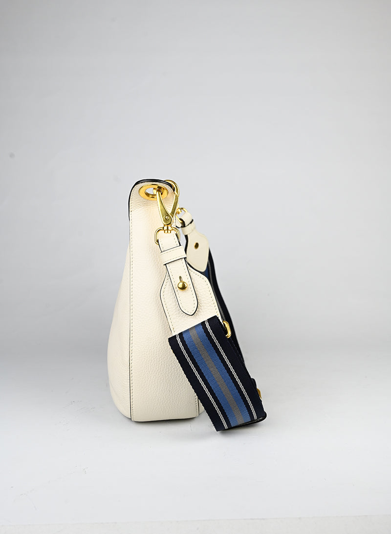 Prada in pelle martellata bianca -  lesleyluxuryvintage