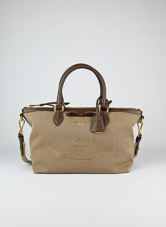 Prada Borsa in canvas beige