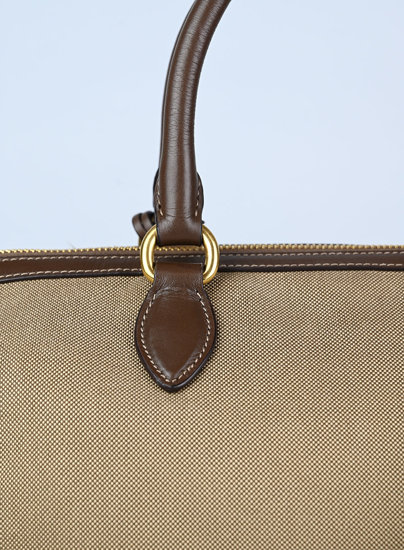 Prada Borsa in canvas beige