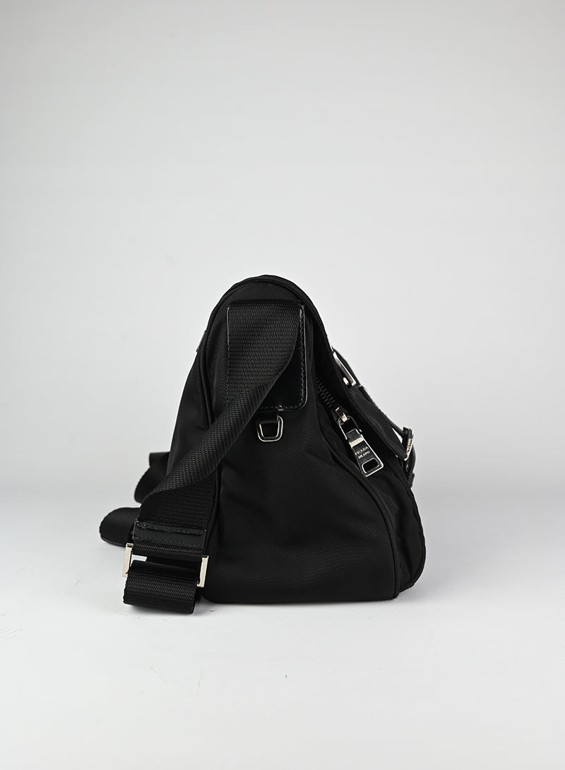 Prada Borsa a cartella in nylon nera