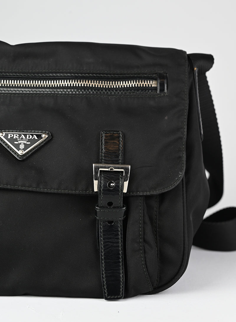 Prada Borsa a cartella in nylon nera