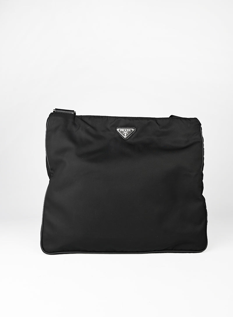 Prada Borsa a tracolla in Re-Nylon nera