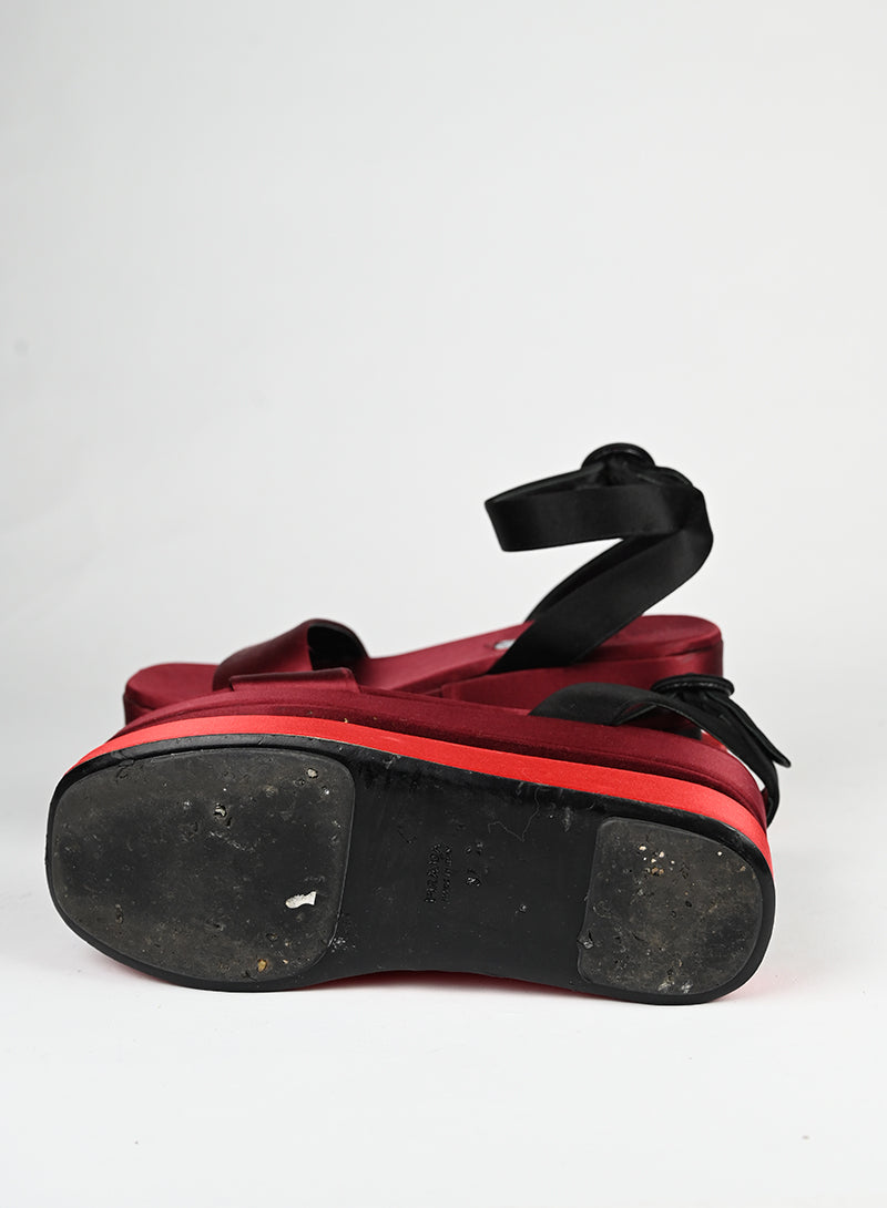 Prada Sandali platform in raso rosso - N. 37 -  lesleyluxuryvintage