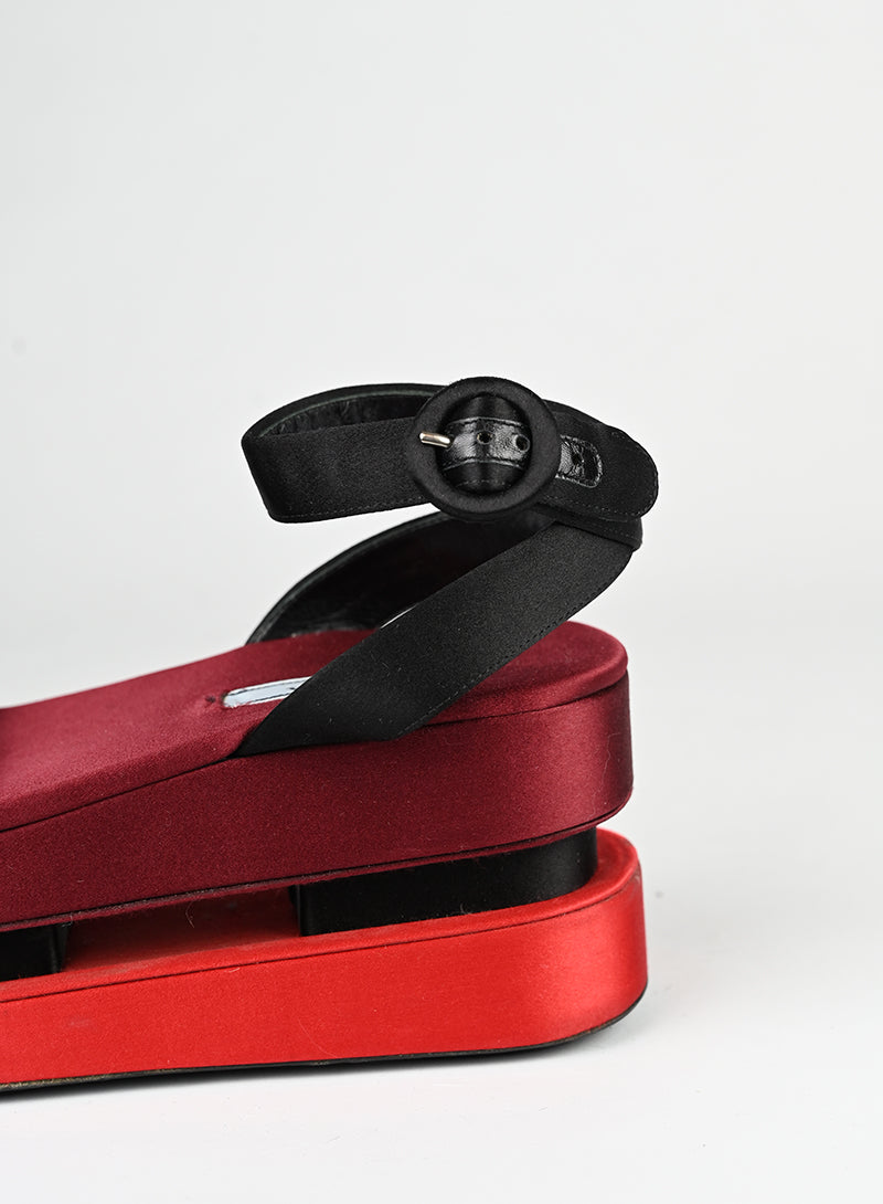 Prada Sandali platform in raso rosso - N. 37 -  lesleyluxuryvintage