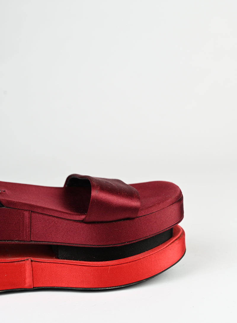 Prada Sandali platform in raso rosso - N. 37 -  lesleyluxuryvintage