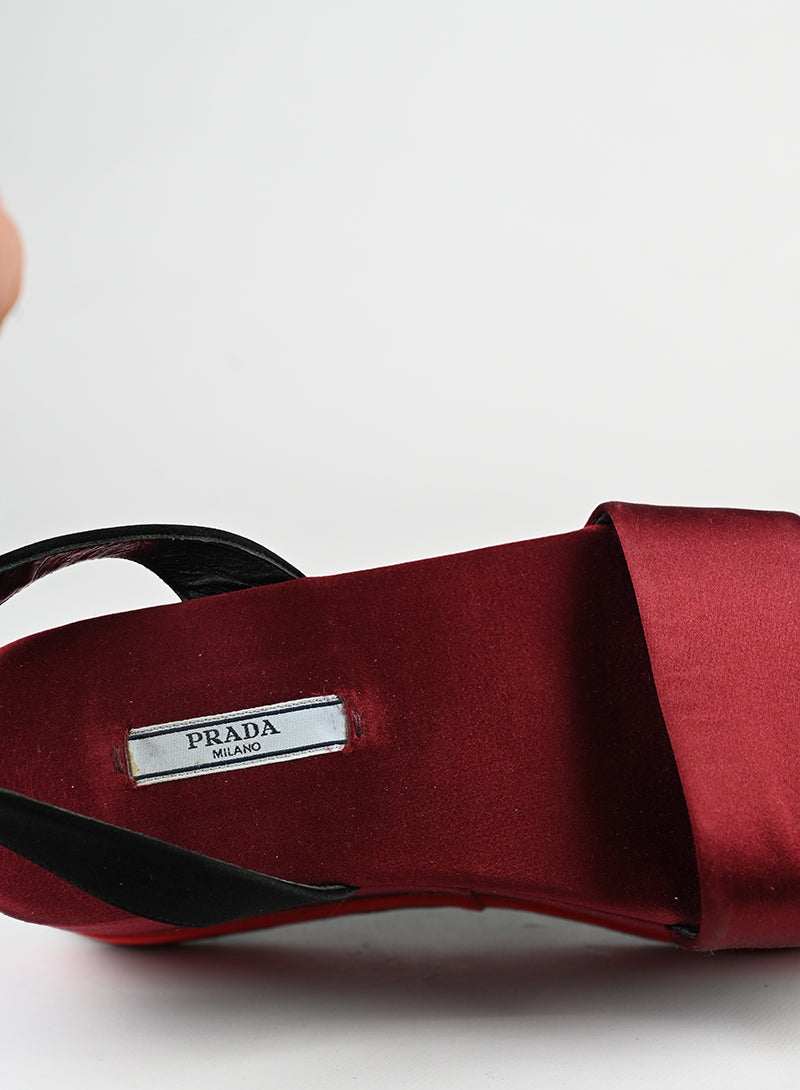 Prada Sandali platform in raso rosso - N. 37 -  lesleyluxuryvintage