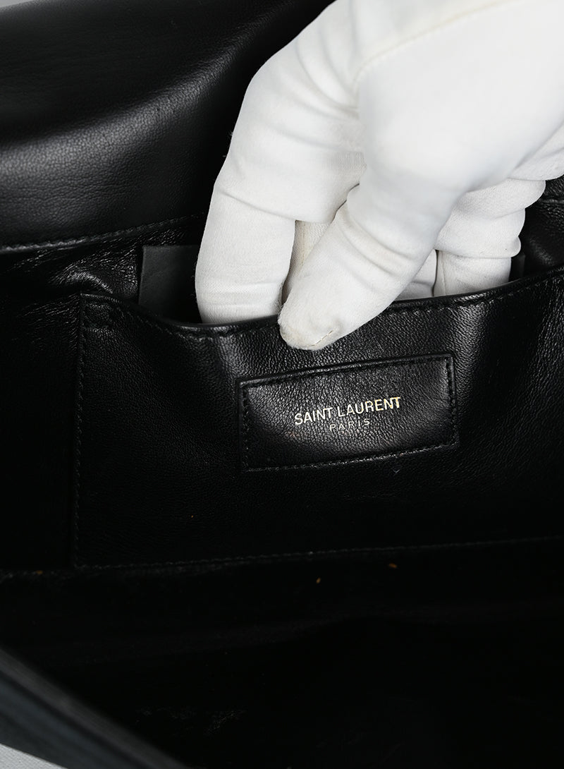 Saint Laurent Borsa Kate in suede nera