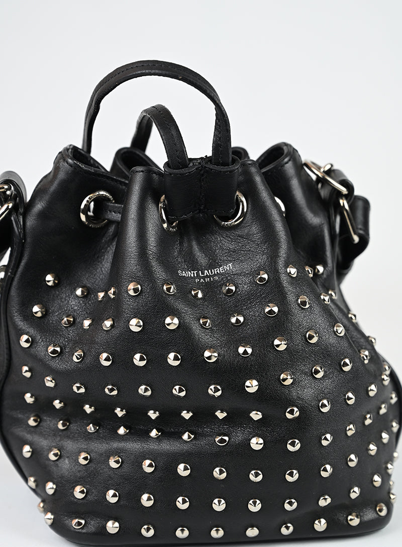 Saint Laurent Borsa a secchiello in pelle nera