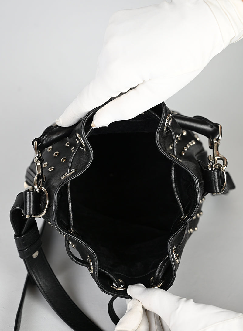 Saint Laurent Borsa a secchiello in pelle nera