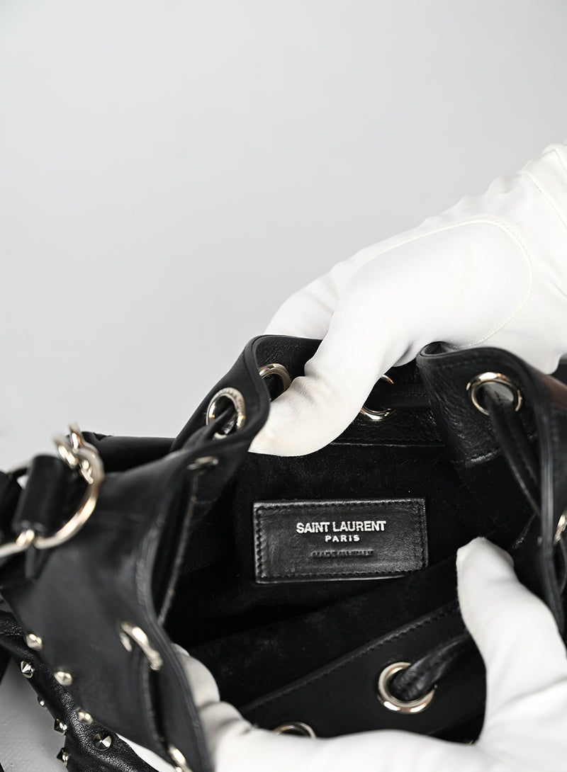 Saint Laurent Borsa a secchiello in pelle nera