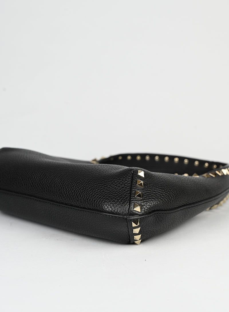 Valentino Borsa hobo Rockstud in pelle nera -  lesleyluxuryvintage