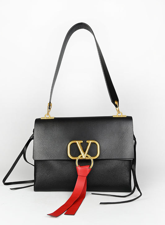 Valentino Borsa V Ring in pelle nera