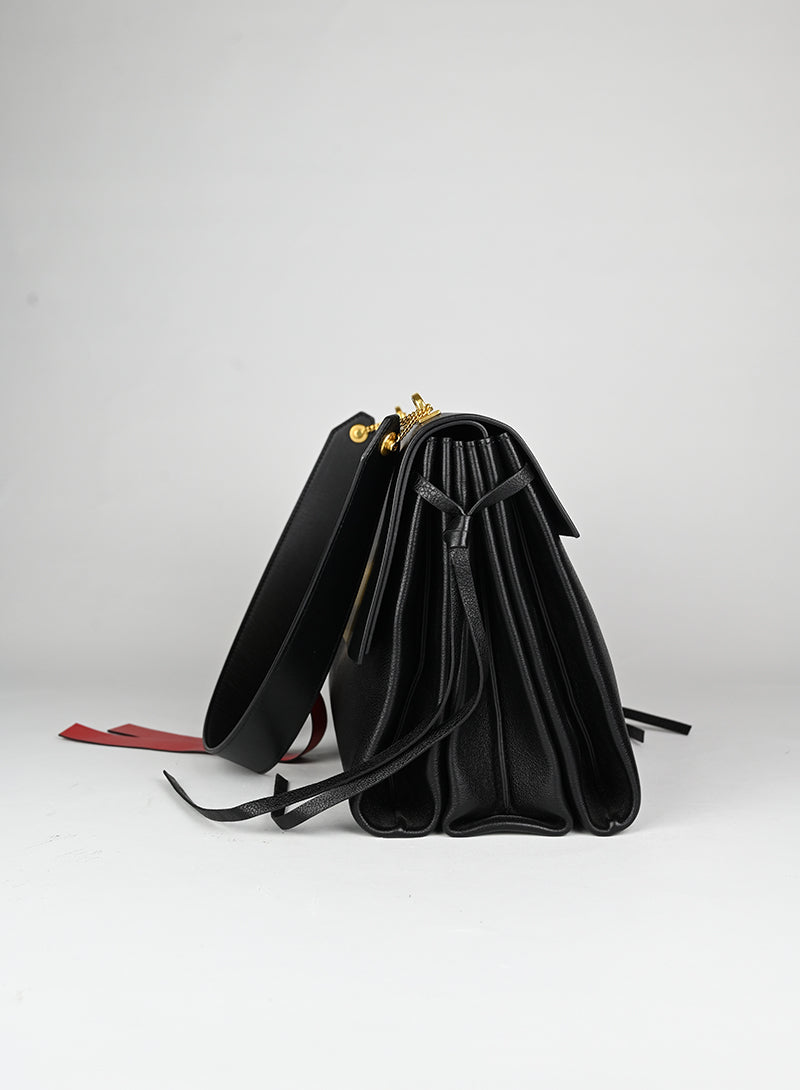 Valentino Borsa V Ring in pelle nera