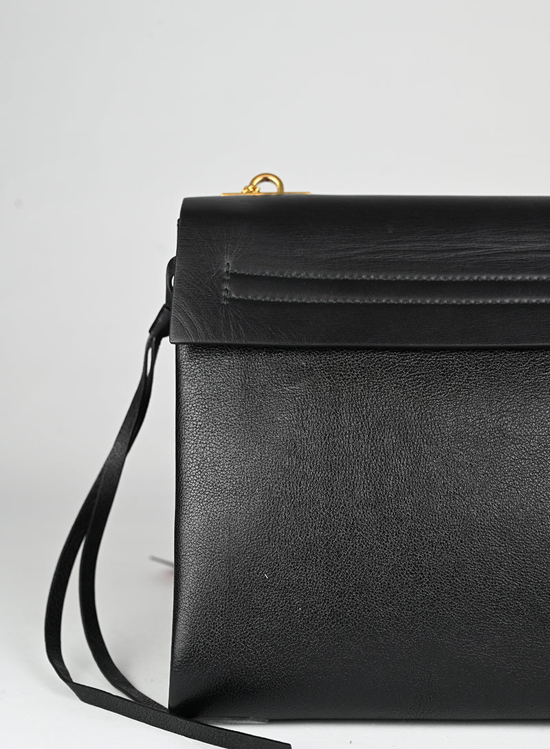 Valentino Borsa V Ring in pelle nera