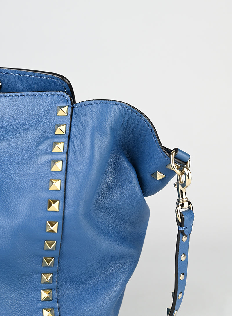 Valentino Borsa Rockstud in pelle blu